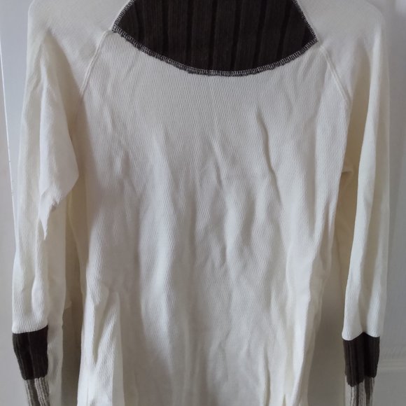 "Preloved" - long sleeve cozy top - Picture 4 of 4